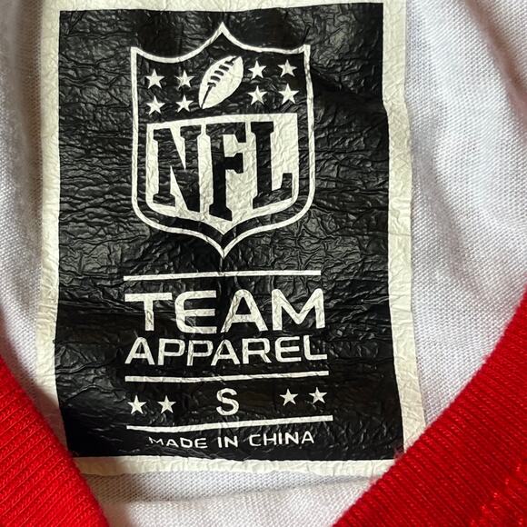 NFL Team Apparel Women's SM New England Patriots Patch Logo Ringer T-shrt - Picture 3 of 3